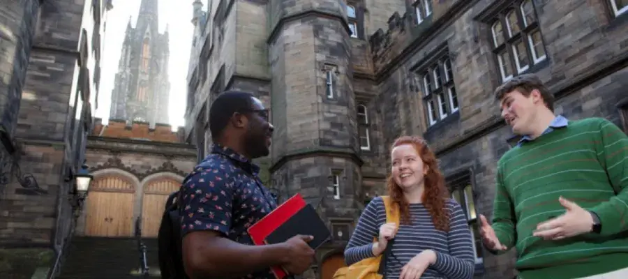 students discussing outside in Edinburgh's Old Town